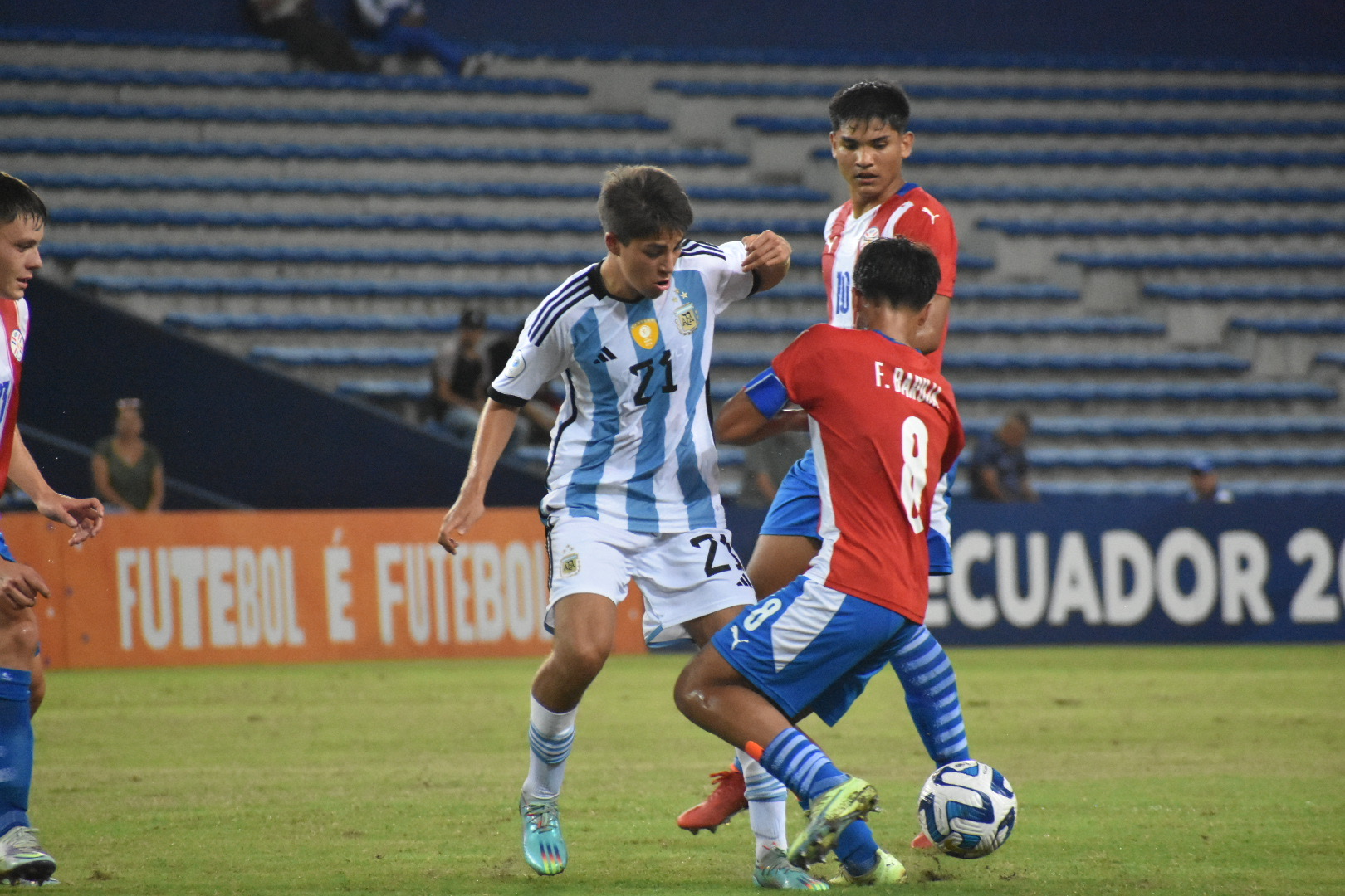 Argentina Empató Ante Paraguay, Finalizó Líder Del Grupo B Y Extendió ...