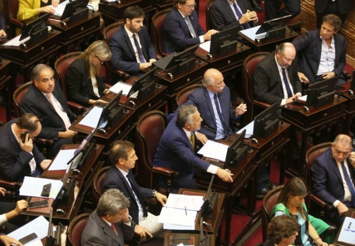 Juntos por el Cambio pidió una sesión en el Senado y pone en aprietos al Frente de Todos.